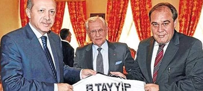 Ποιος είναι ο νέος «Σουλτάνος» των τουρκικών μίντια – Όταν ζητούσε κλαίγοντας συγνώμη από τον Πρόεδρο Ερντογάν